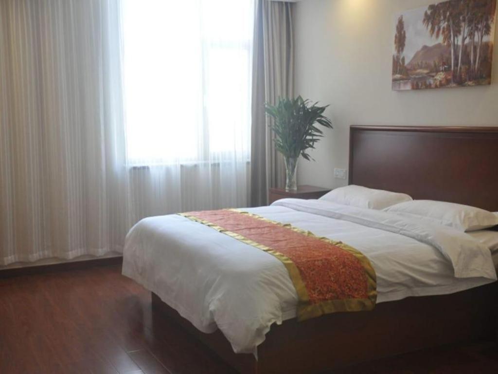 Greentree Inn Linyi Feixian Jianshe Road Express Hotel Exteriér fotografie