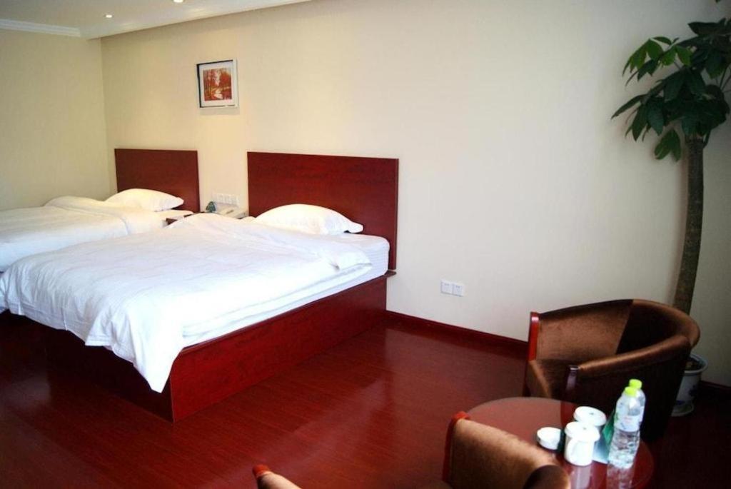 Greentree Inn Linyi Feixian Jianshe Road Express Hotel Exteriér fotografie